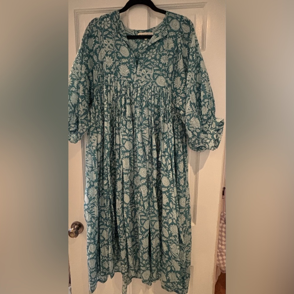 Daughters of India Kyra size M